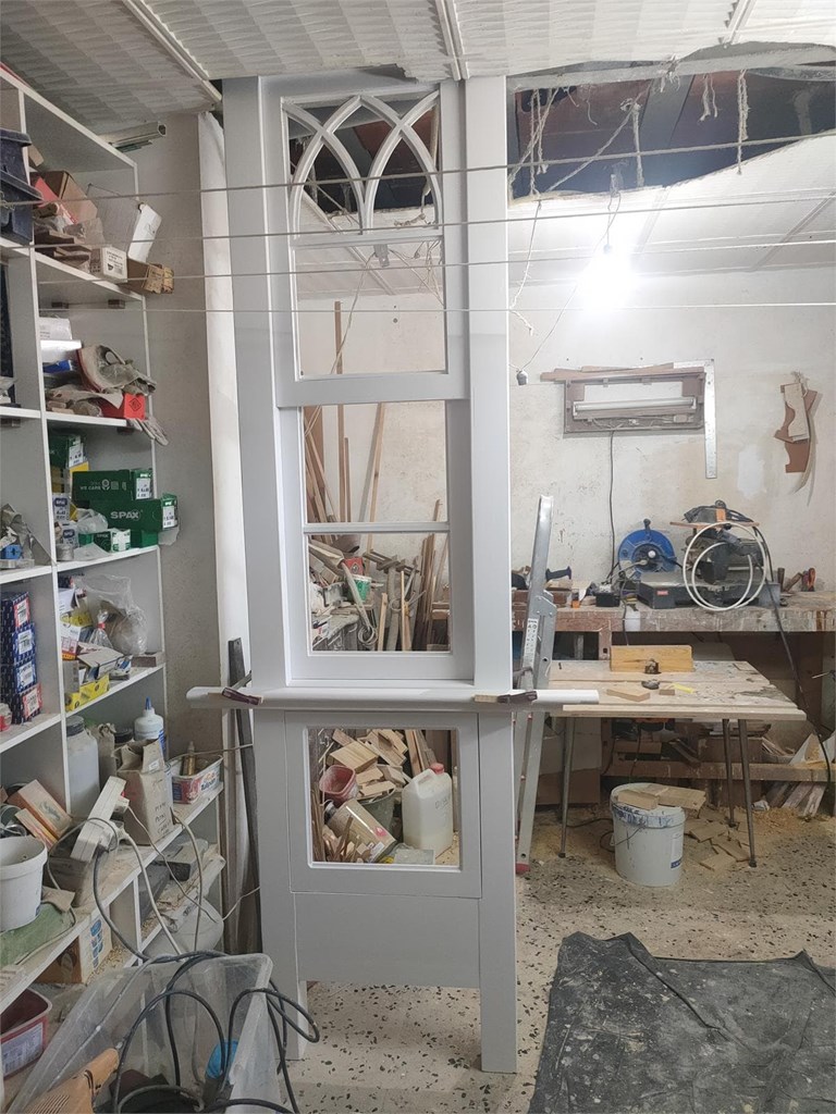 Foto 3 C G. 2702/25. Galeria.