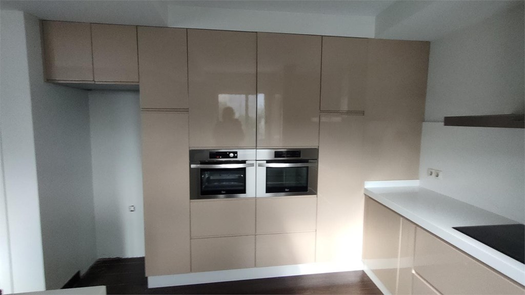 Foto 4 Cocina vinílica con isla.  0104/25