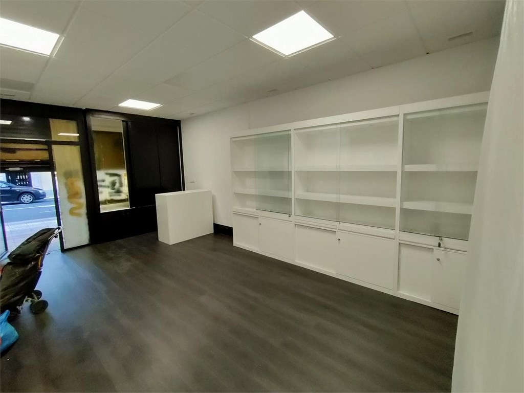 Foto 1 ES 0308/22  Vinílico.