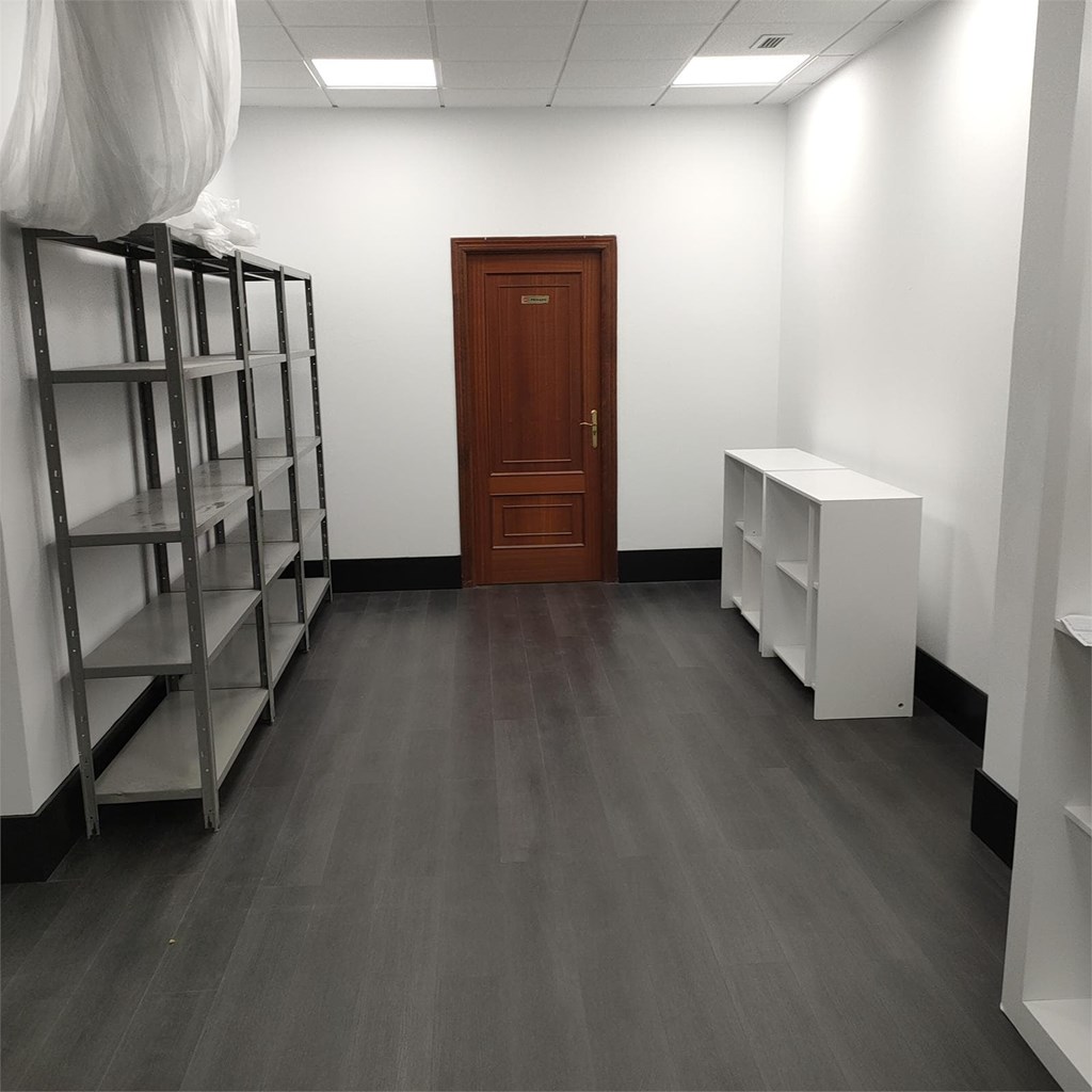 Foto 3 ES 0308/22  Vinílico.