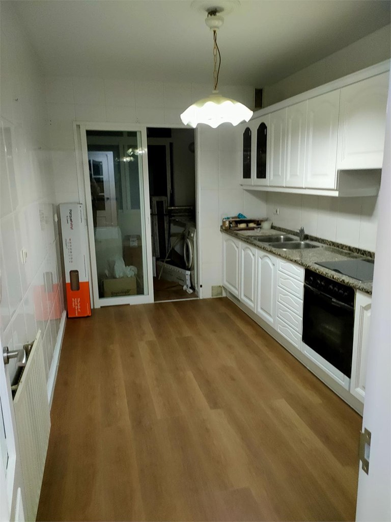 Foto 2 ES 0407/23. Vinilico